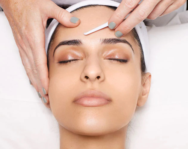 Signature Dermaplaning Facial