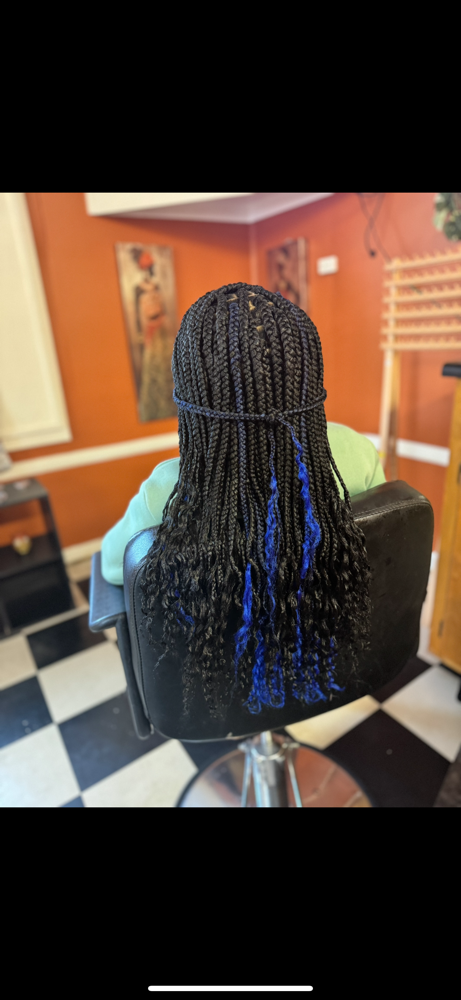 Kids M Box Braids (2-13)