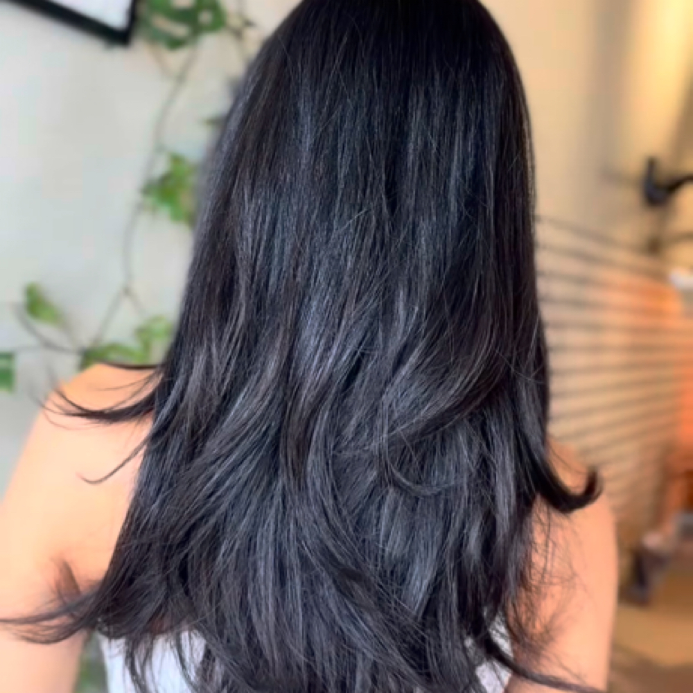 Straight Hair Cut at Bitter Femme Beauty in Aurora, CO