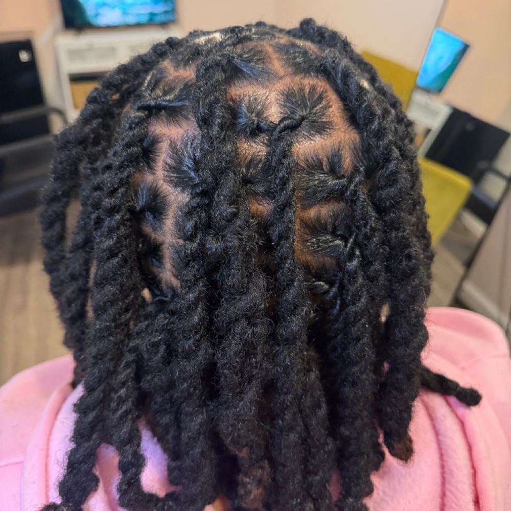 Short Loc Retwist W/Style at Locology llc in Suffolk, VA