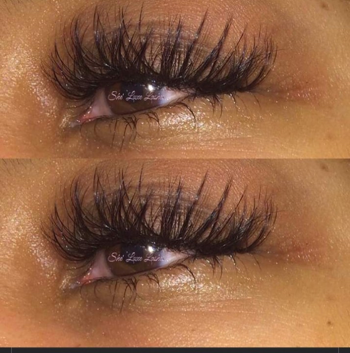 Wispy Volume (Strip Lash)