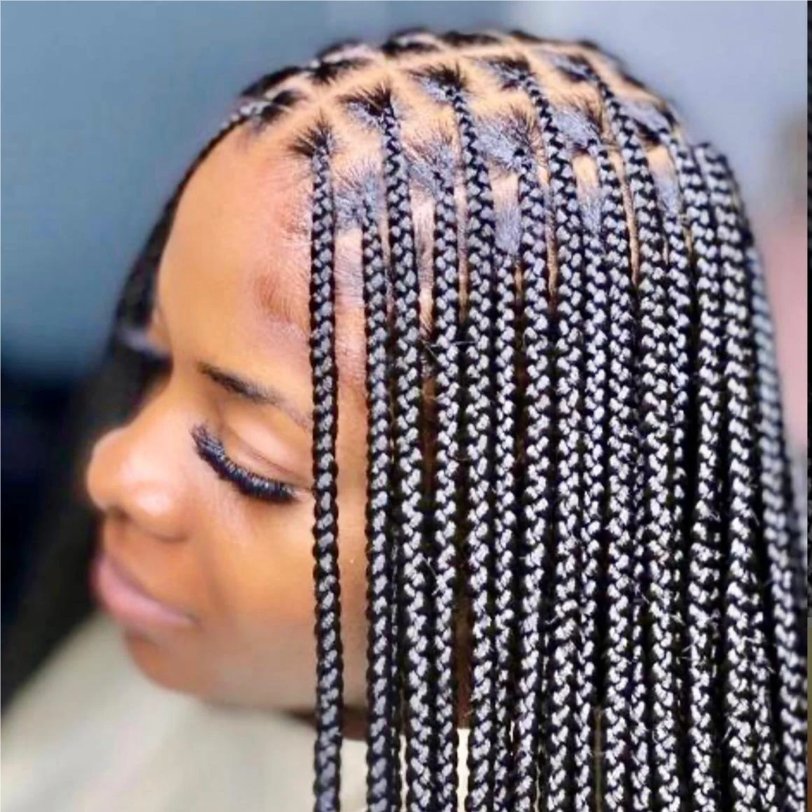 Smalldium Knotless Braids at Hollywood Soul Salon Ouchlesshairbraiding in San Diego, CA