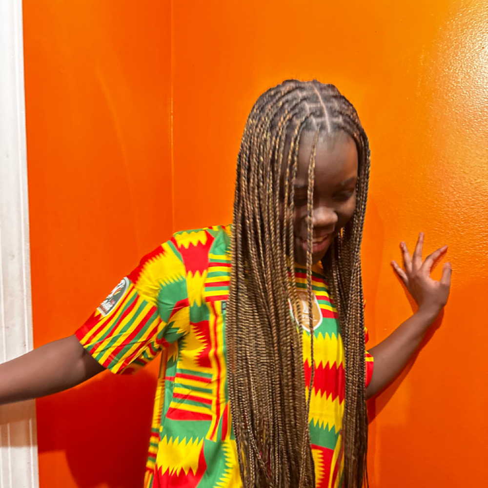 Braiding medium at Penamang Beauty Fka Esther’s Beauty And Braiding in Woodbridge, VA