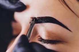 Henna Brows.