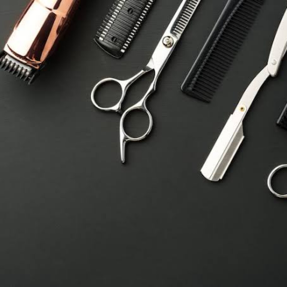 Men's Haircut at Rock-It Salon in St. Helens, OR