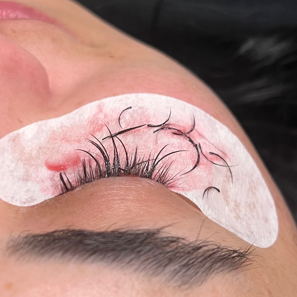 Lash Removal