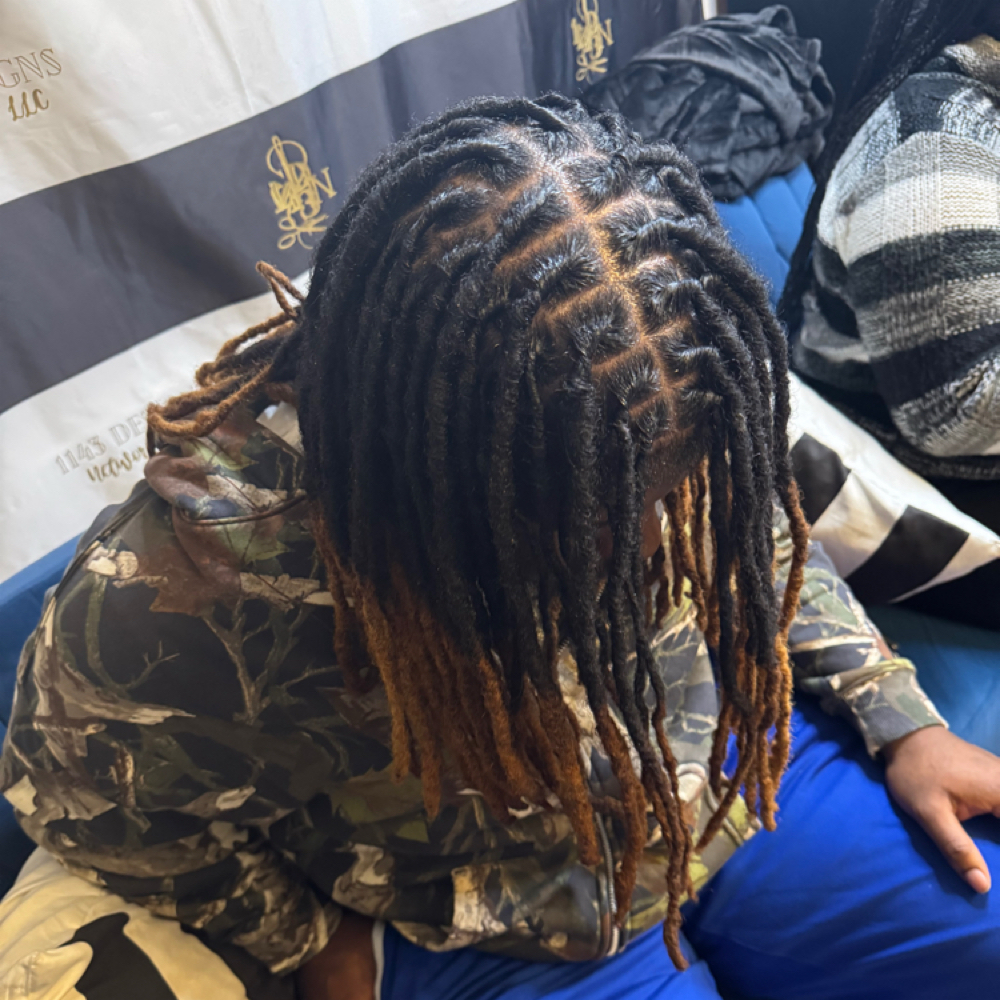 Loc Retwist at 1143 Designs Network LLC in Chesapeake, VA