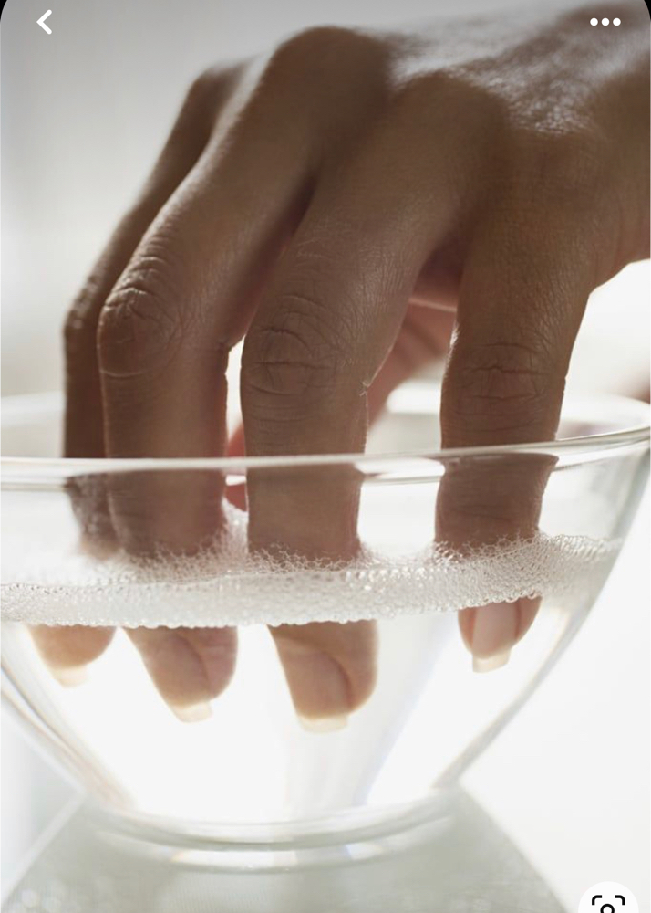 Nail Soak Off ( Not my work )