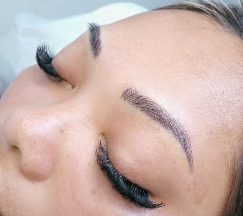 Microblading Eyebrows