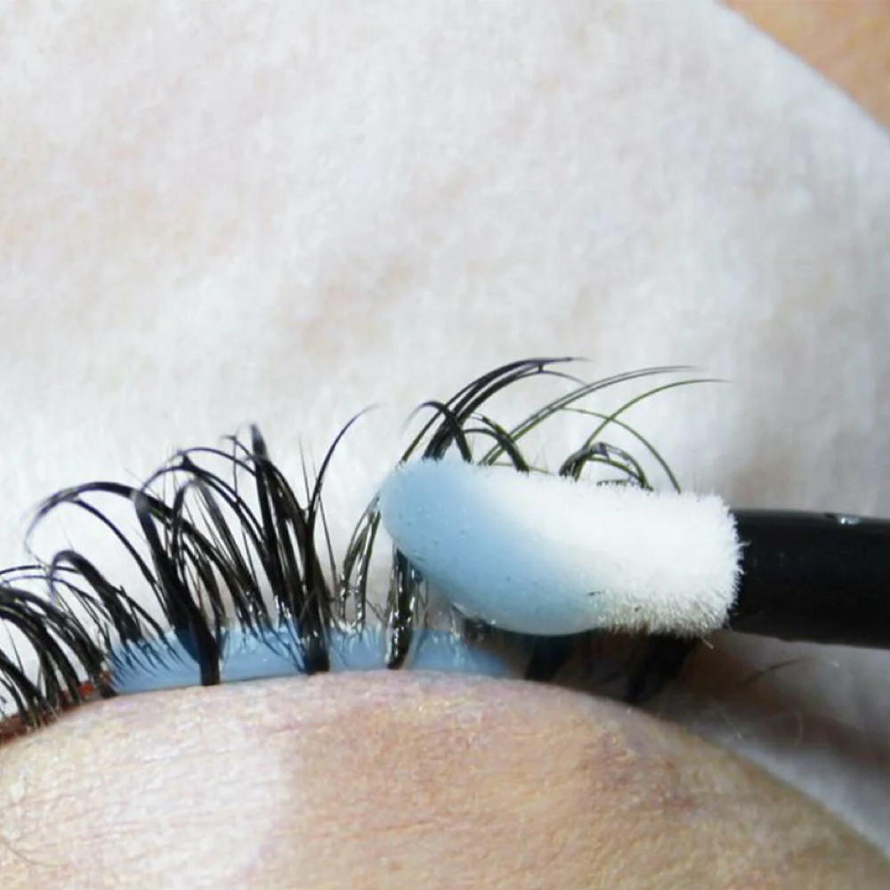 Lash Extension Removal at Nabi Aesthetics in Nashville, TN