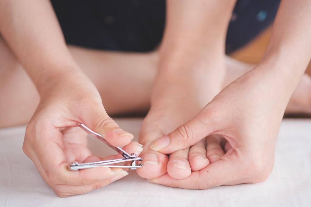 Reg. Fingers/Toenails Trim Combo