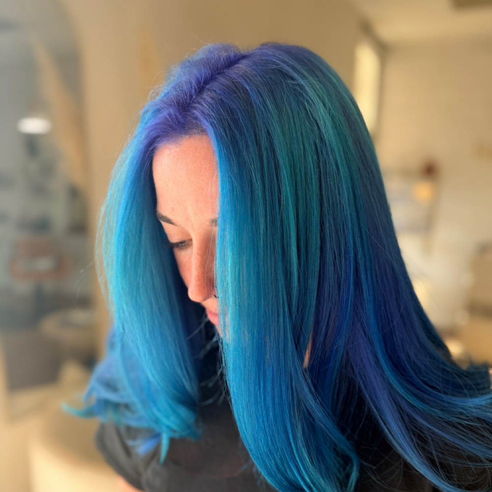 Vivid Color - No Lightening at Mane Magick by Tara in San Diego, CA