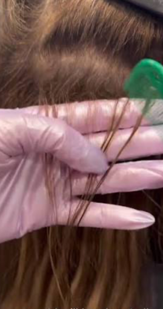 Retiro De Extensiones at Goddess Hair Extensions and Supply in Mission, TX