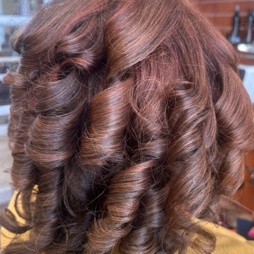 Shampoo  Set And stlye at GQ Hair Studio in Springfield, VA