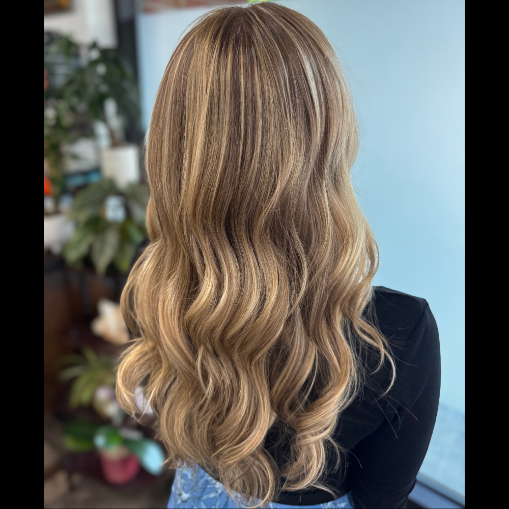 Dimensional Honey Blonde