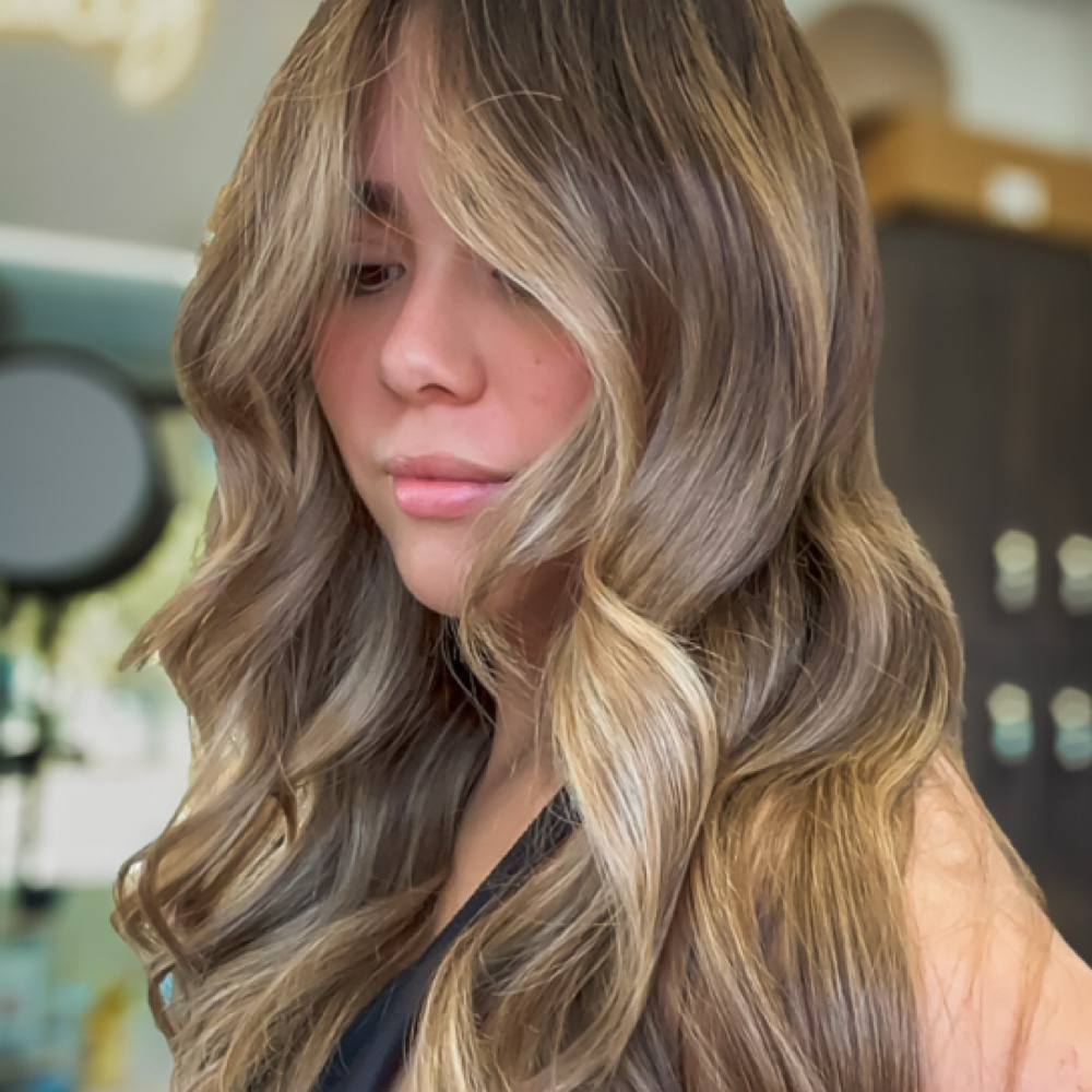 SIGNATURE BLONDING at TREND LAB Salon & Education in San Antonio, TX