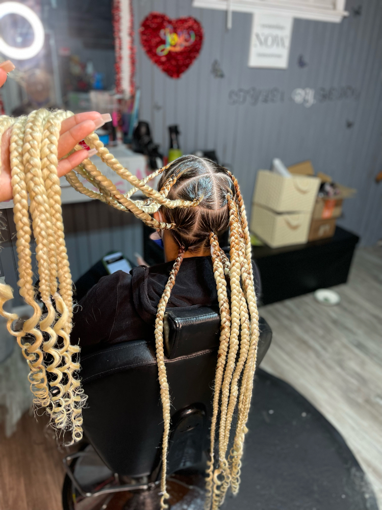 Jumbo Knottless Box Braids