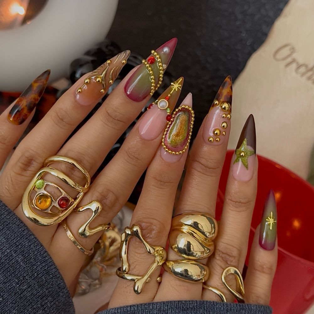 𝐂𝐮𝐬𝐭𝐨𝐦 𝐏𝐫𝐞𝐬𝐬 𝐎𝐧𝐬 at DivineBeautyNailz in Dodge City, KS