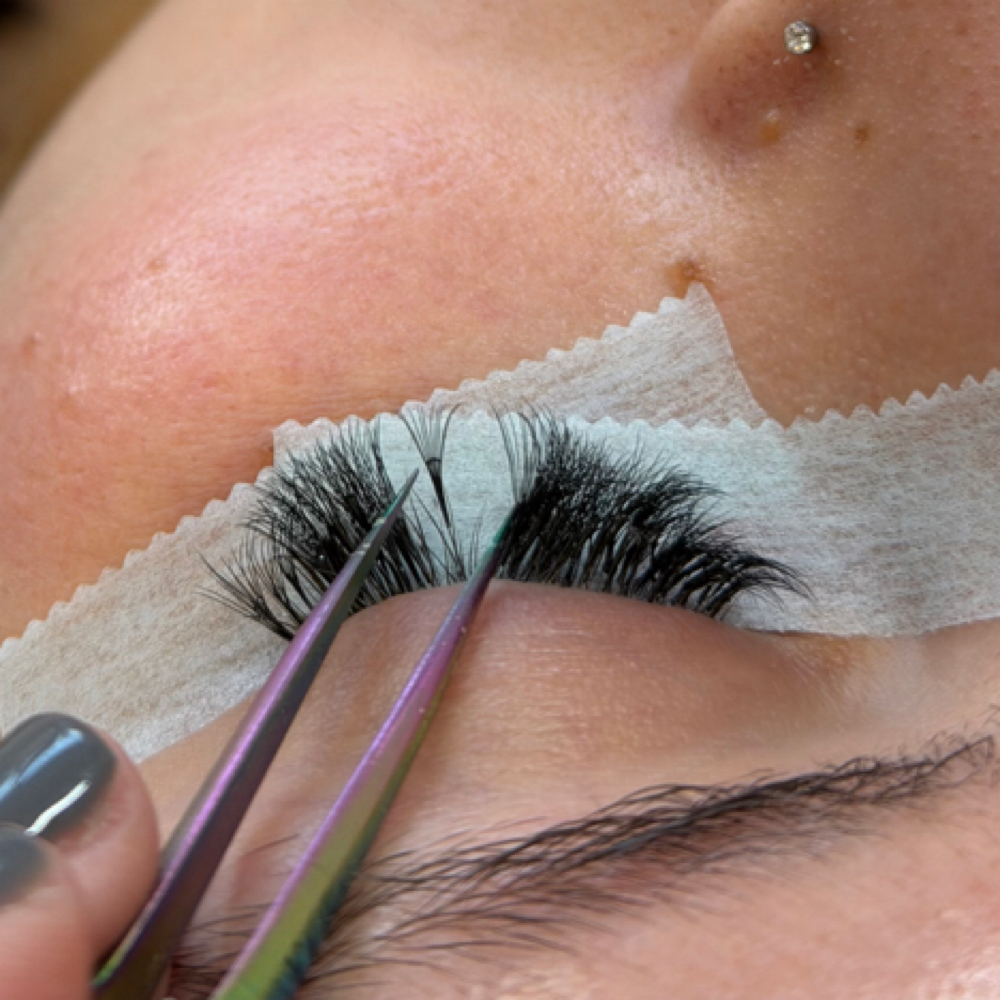 2 Week Lash Fill at Abbie the Esthi at The Collective Cove in Marrero, LA