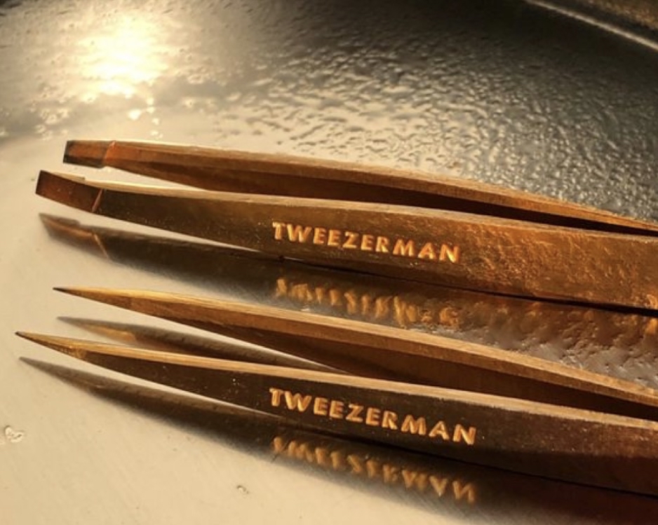Brow Tweeze & Shape