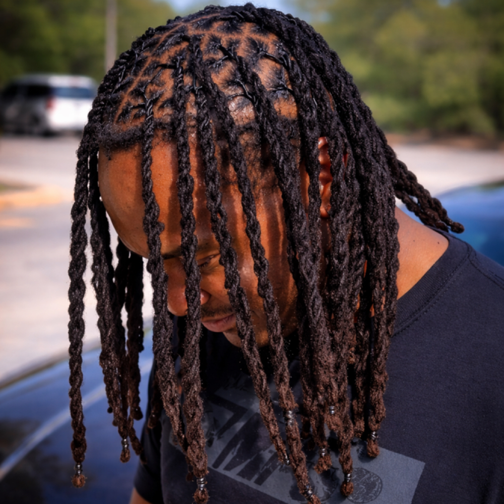 Mixxd Loc repair consultation at Mixxd loc n barber lounge in Arlington, TX