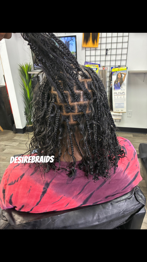Smedium Boho Bob