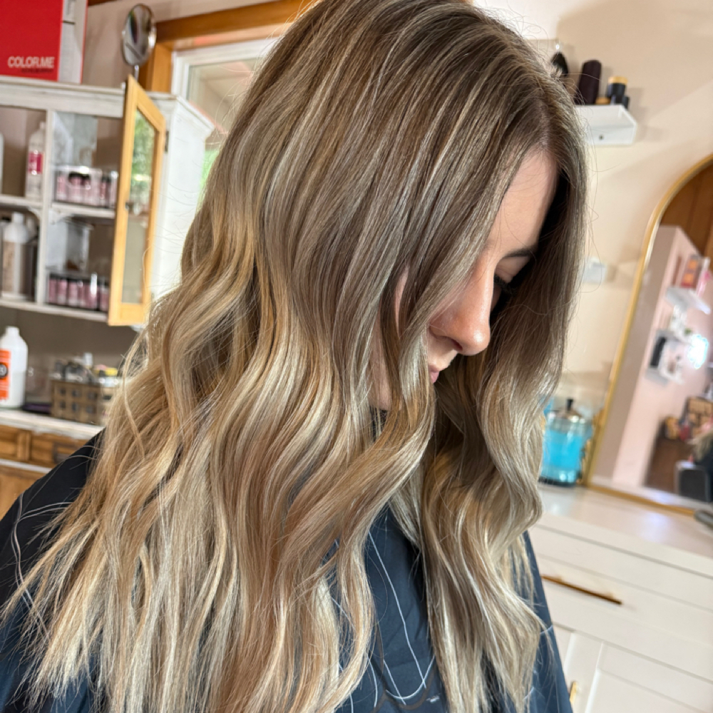 The Signature Cut at Bombshell Beauty Salon in Redmond, OR