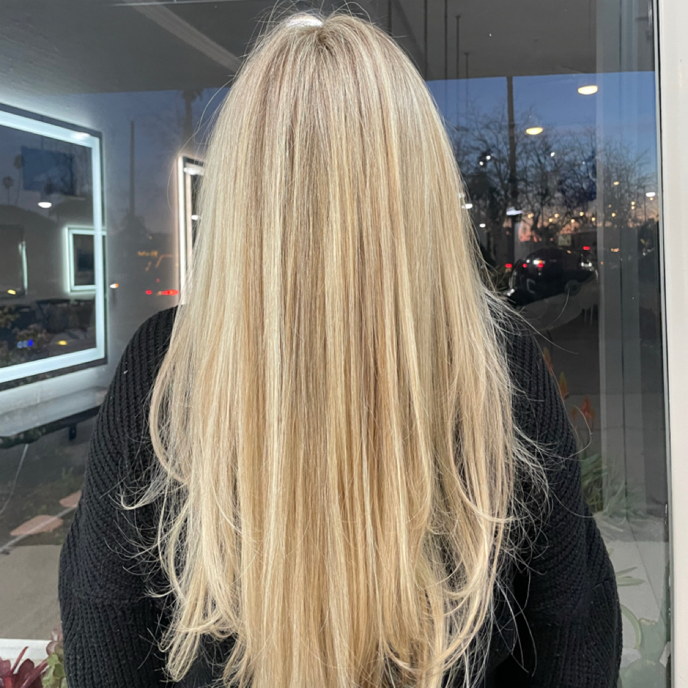 Full Highlights at The Salon USC Village in Los Angeles, CA