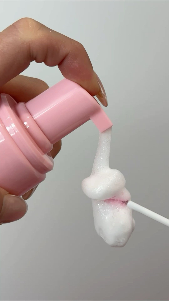 Lash Extension Removal