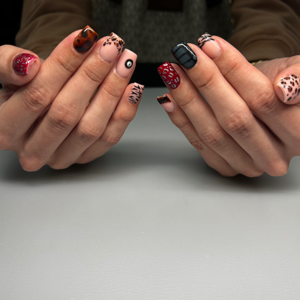 Natural nail overlay (PLATINUM) at Branded beauties in Plain City, UT