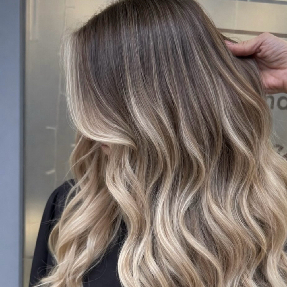 Custom Blonding at Glossed. Hair Studio in Pasco, WA