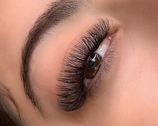Volume Lashes