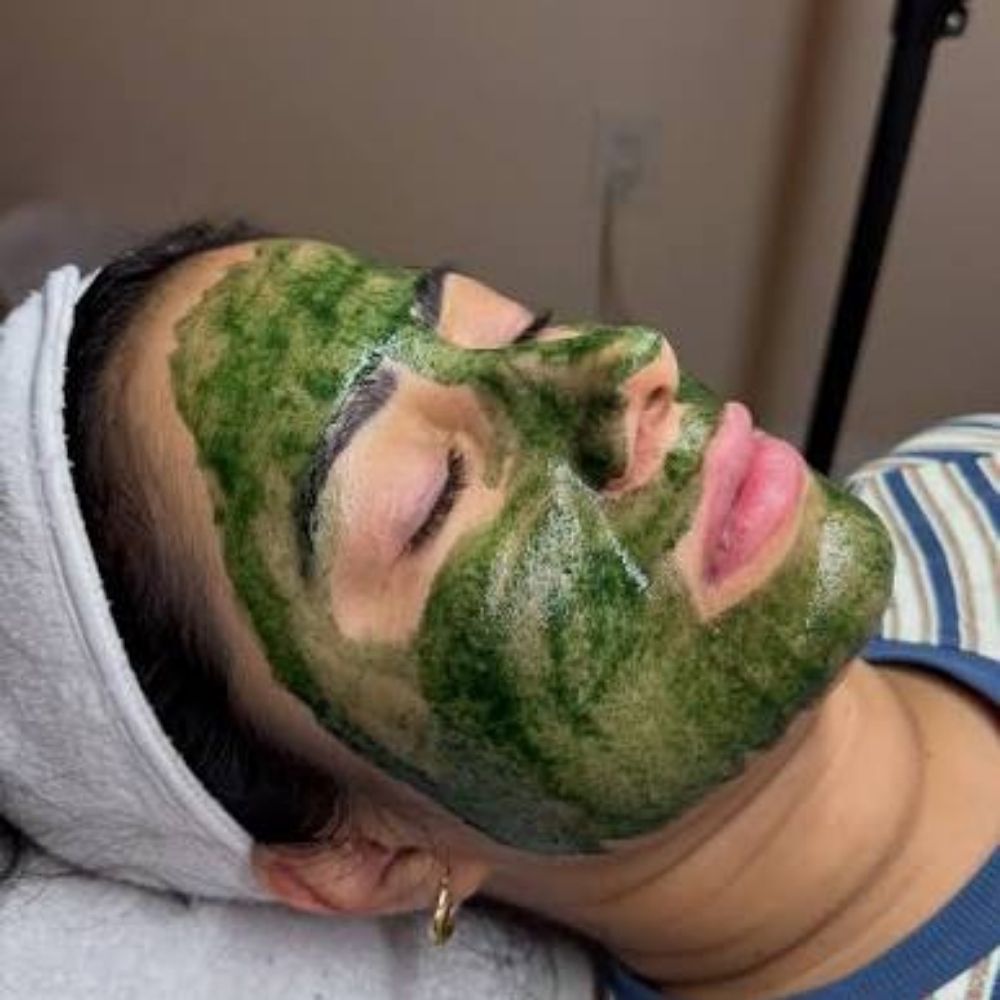 Green Sea Peel at 121 Studio in Marshall, IL