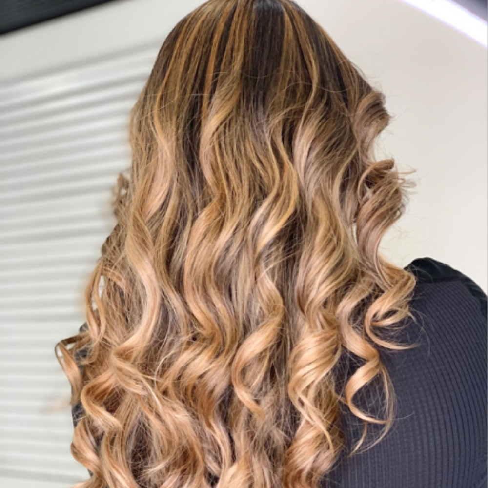 Iron Curls Mid waist at Kinu  Salon And Spa in New York, NY