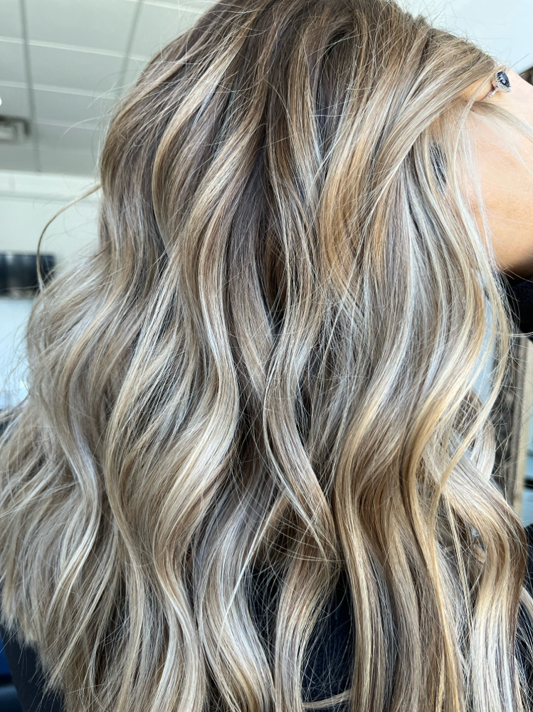 Full at Cara’s Cuts & Colors in Joplin, MO