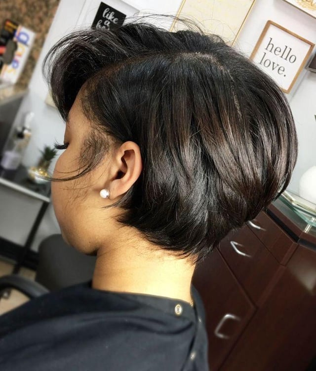 Short Bob Cut W/Silk Press