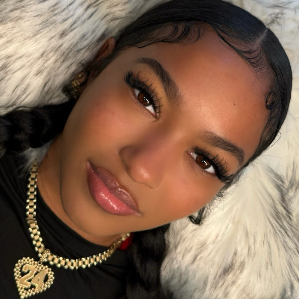 Tailored Full Set at Alexa Lash X in Canoga Park, CA