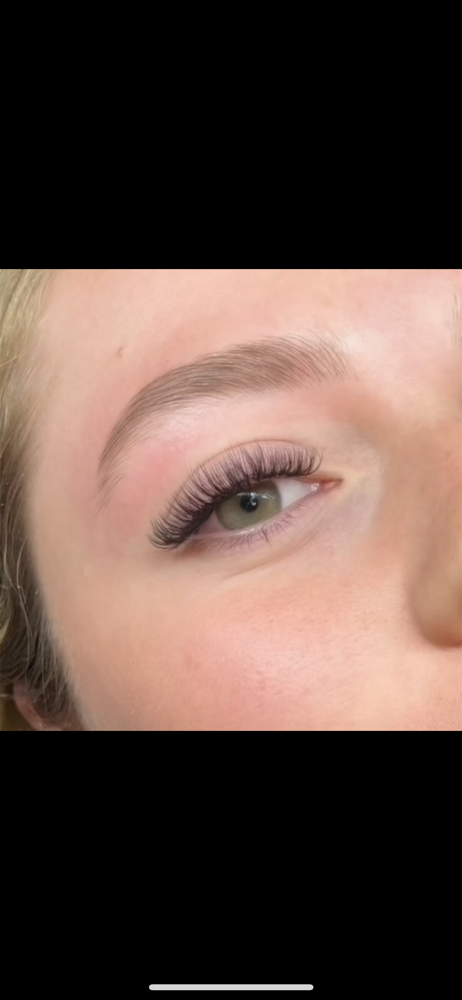 Natural Volume Lash Full Set