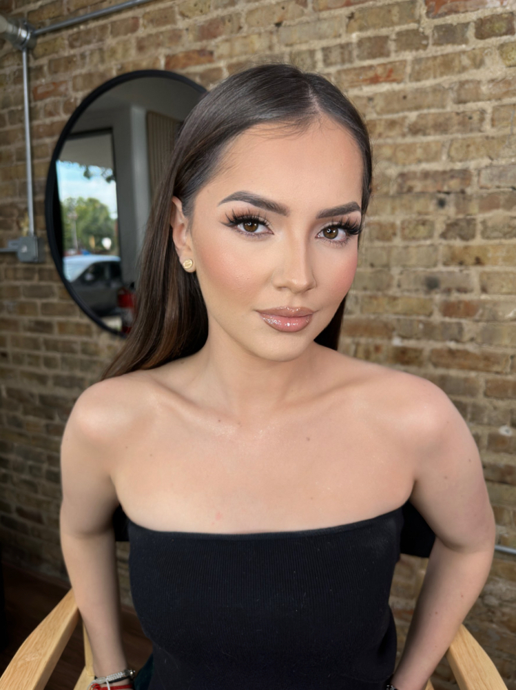 MEL- IN SALON BRIDAL/QUINCE MAKEUP