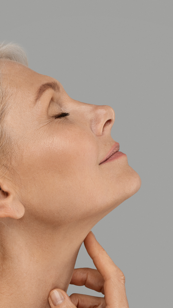 Jawline Definition w/ Tox & Lipo