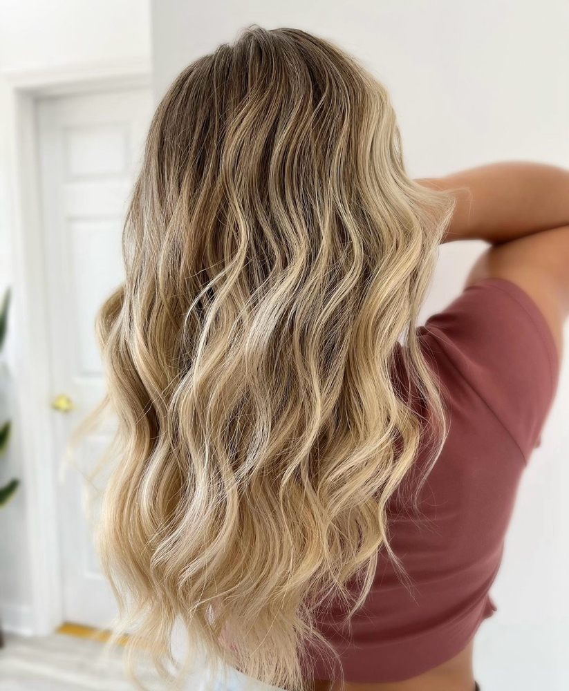 Modest Blonde