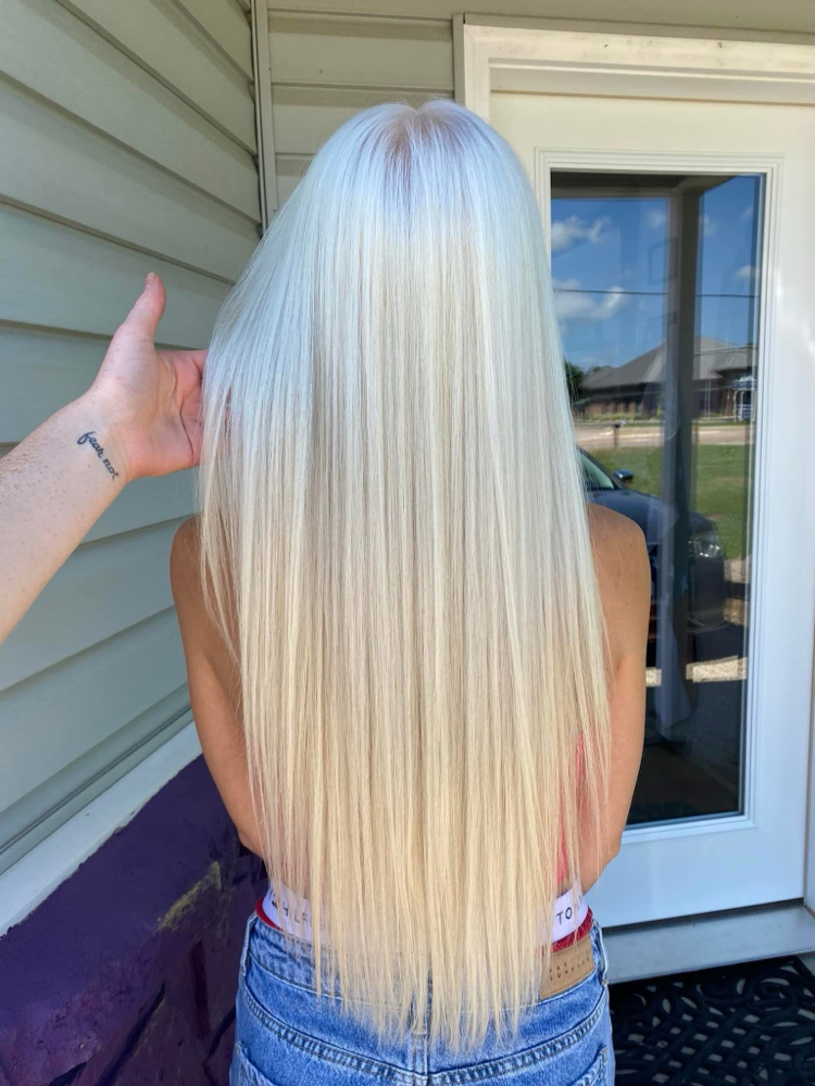 Scalp Bleach at Emily Martin, Stylist in Highland, AR