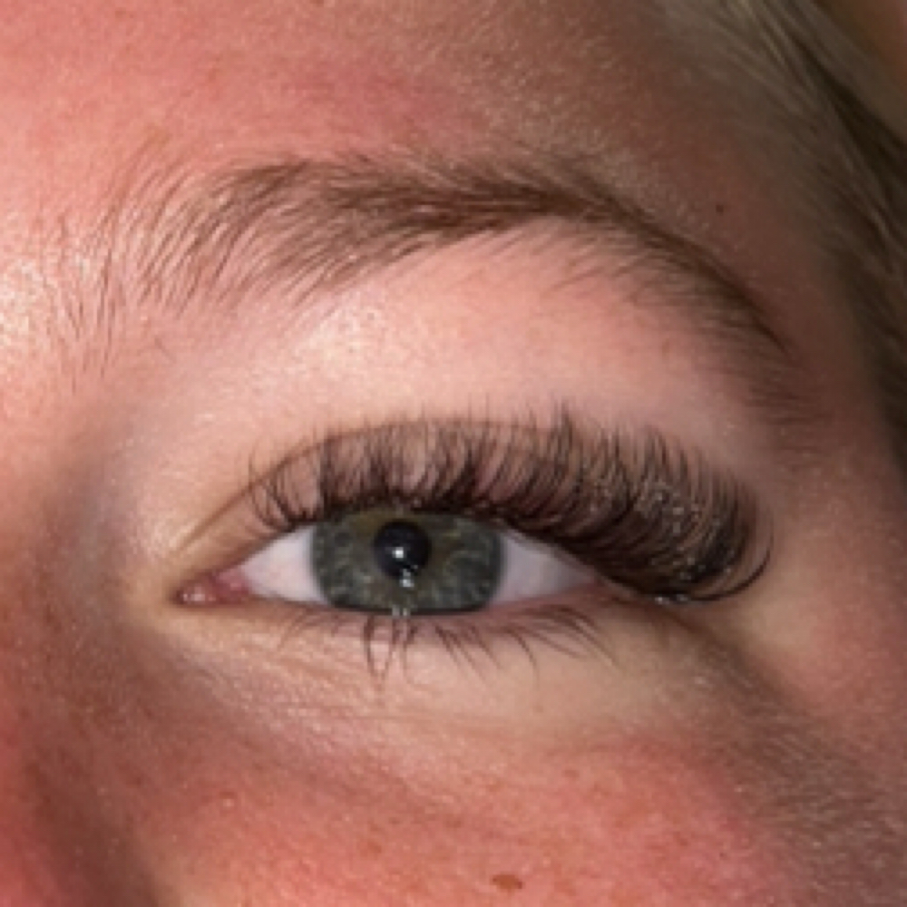 Eyelash Extension Full Set at Alexis Kirby in Dayton, OH