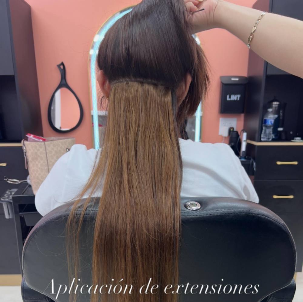 App De Extensiones at Gardenias Beauty Salon in North Charleston, SC