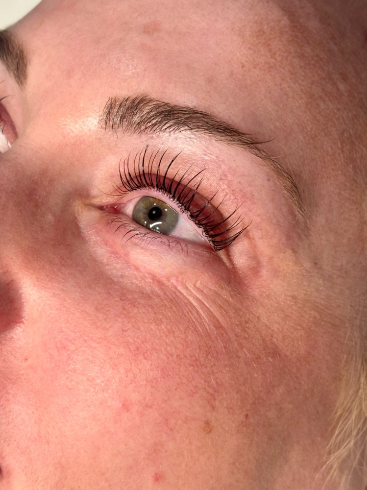 Eyelash Lift