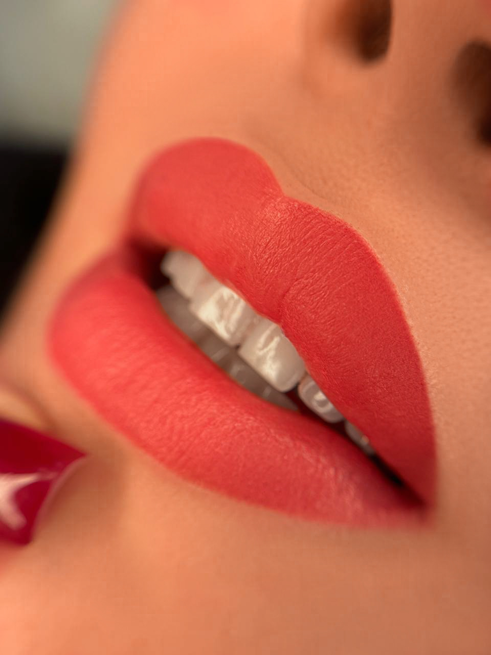 Lip Blush Mircopigmentation