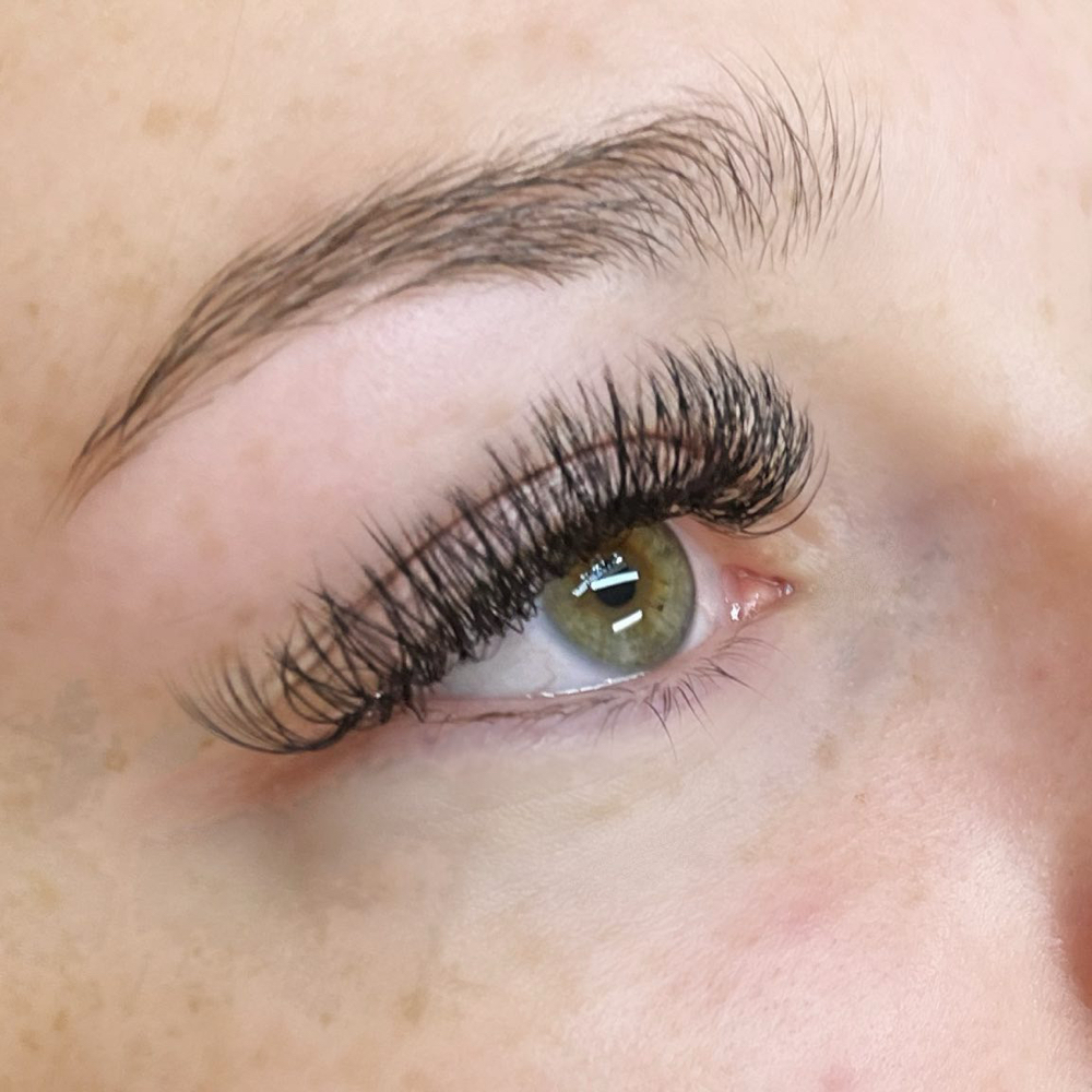 Hybrid Lash Extensions Full Set