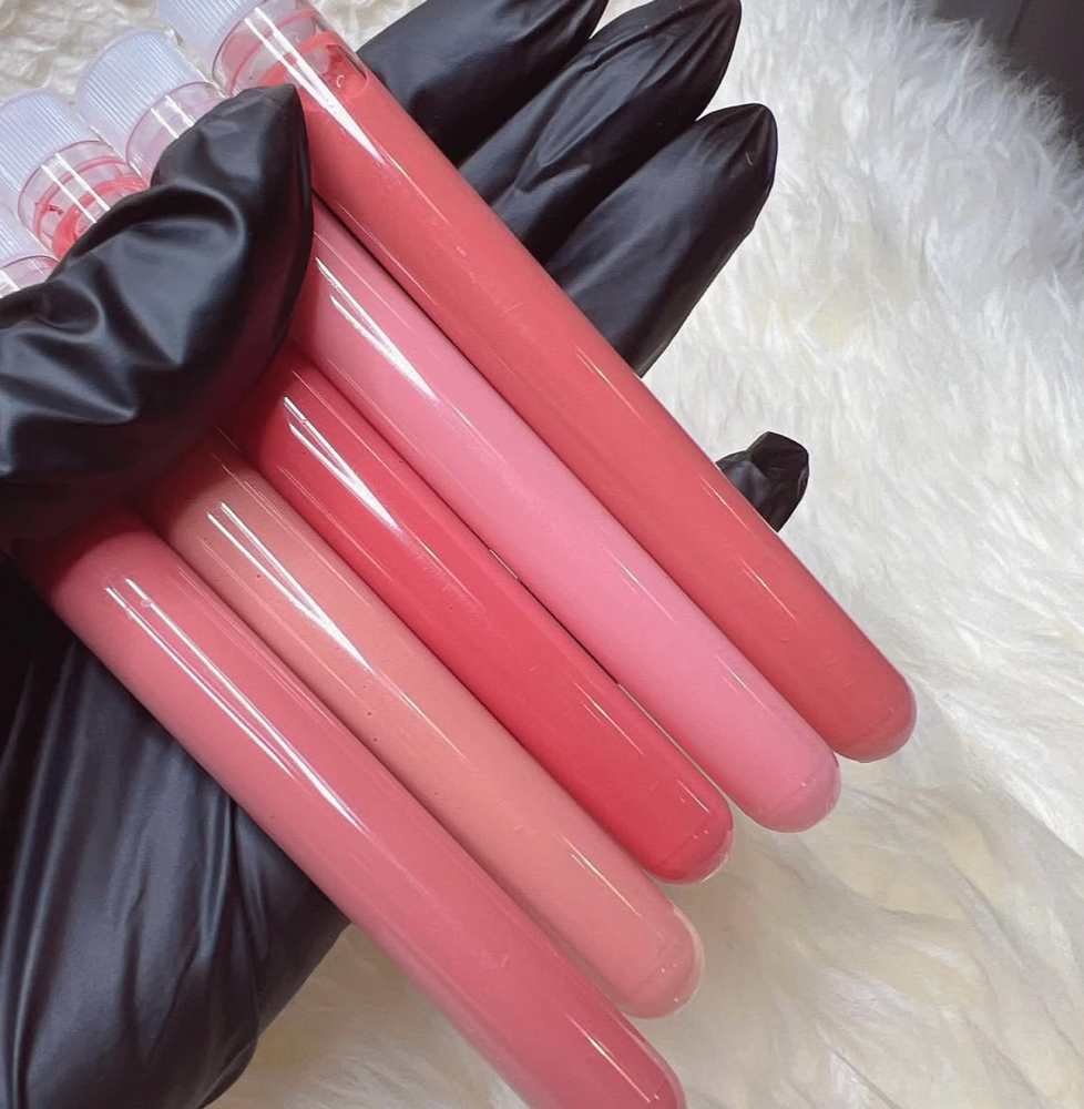 Virtual Lip Blush Consultation
