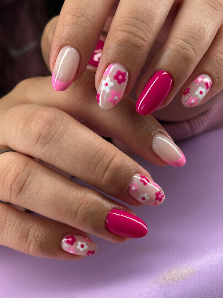Tier 3 Art at Care’s Nail Bar in Rocky Top, TN