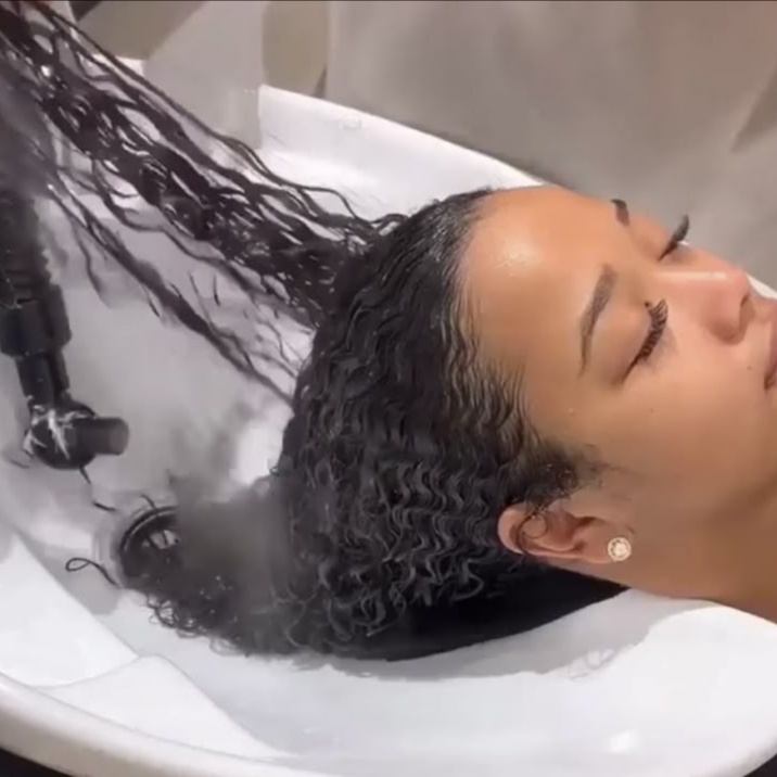 Deep Conditioning Treatment at Pretty 2 Gorgeous in Sherman Oaks, CA